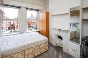 Photo 14- click for photo gallery